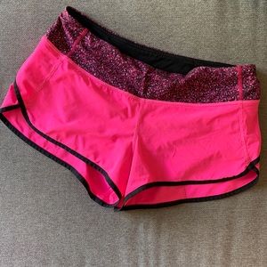 Lululemon Speed Up Shorts 2.5” size 6